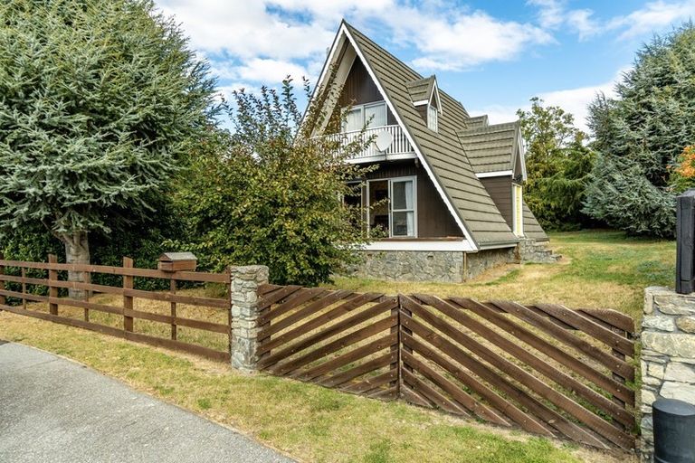 Photo of property in 15 O'neill Crescent, Bridge Hill, Alexandra, 9320