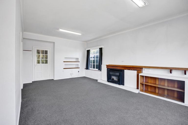 Photo of property in 14 Dives Avenue, Hawera, 4610