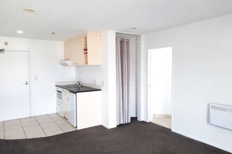 Photo of property in 10d Crown Lynn Place, New Lynn, Auckland, 0600