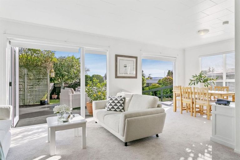 Photo of property in 65 Richmond Avenue, Richmond Heights, Taupo, 3330