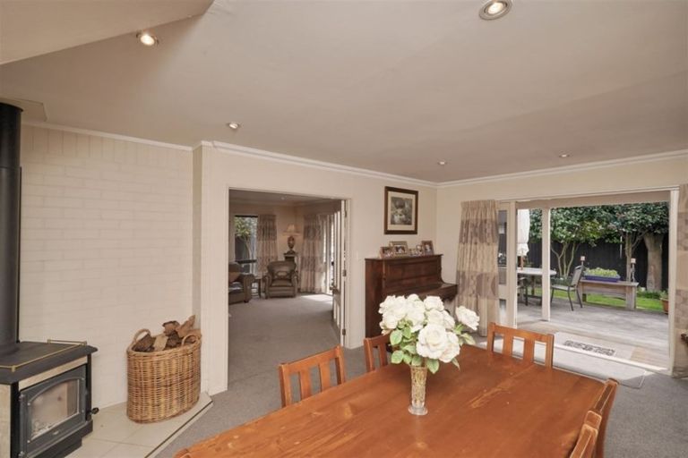 Photo of property in 23 Rubens Place, Burnside, Christchurch, 8053