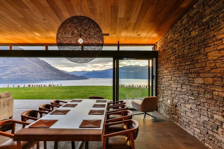 Photo of property in 7 Hidden Island Road, Jacks Point, Queenstown, 9371