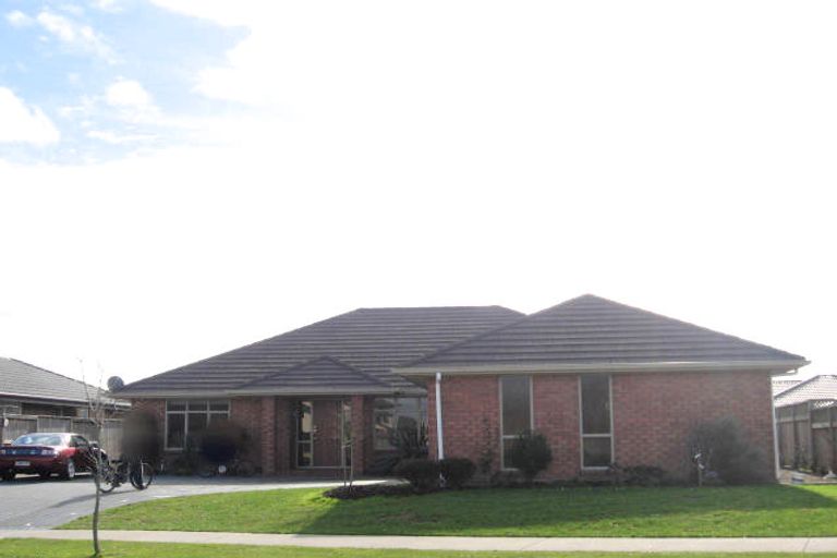 Photo of property in 15 Farringdon Avenue, Rototuna North, Hamilton, 3210