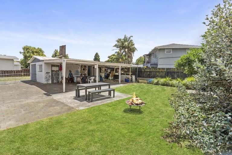 Photo of property in 79 Beeston Crescent, Manurewa, Auckland, 2102