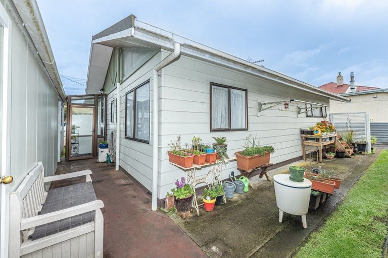 Photo of property in 104 Bell Street, Whanganui, 4500