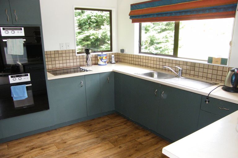 Photo of property in 40 Amokura Drive, Kerikeri, 0230