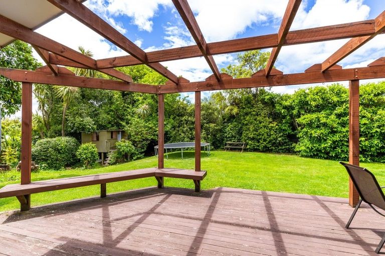 Photo of property in 90 Tamatea Road, Taupo, 3330
