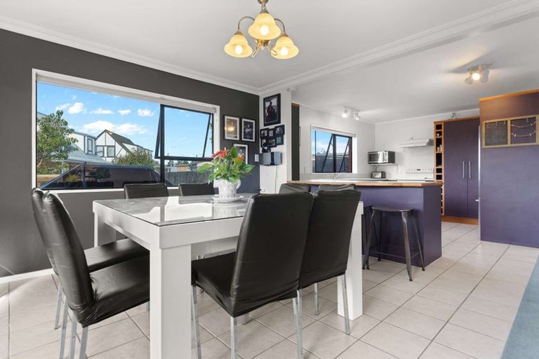 Photo of property in 6 Amun Place, Pomare, Rotorua, 3015