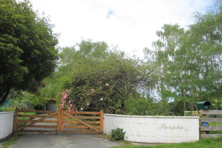 Photo of property in 29 Chinnerys Road, Woodend, 7610