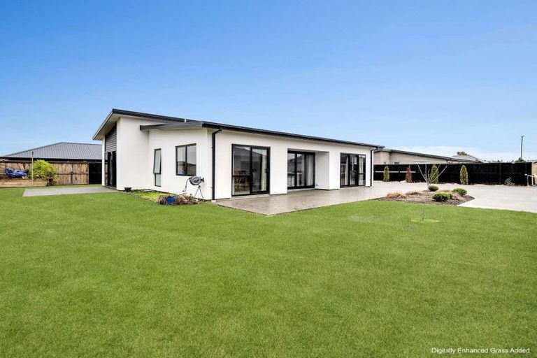 Photo of property in 15b Strowan Avenue, Elgin, Ashburton, 7700