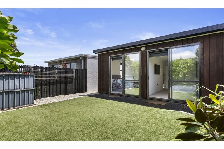 Photo of property in 4 Troop Road, Papakura, 2110
