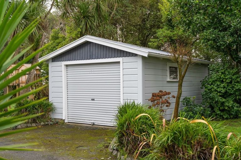 Photo of property in 12 Wallace Street, Featherston, 5710