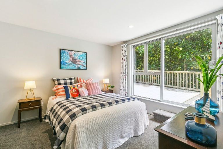 Photo of property in 77a Nicholson Road, Khandallah, Wellington, 6035