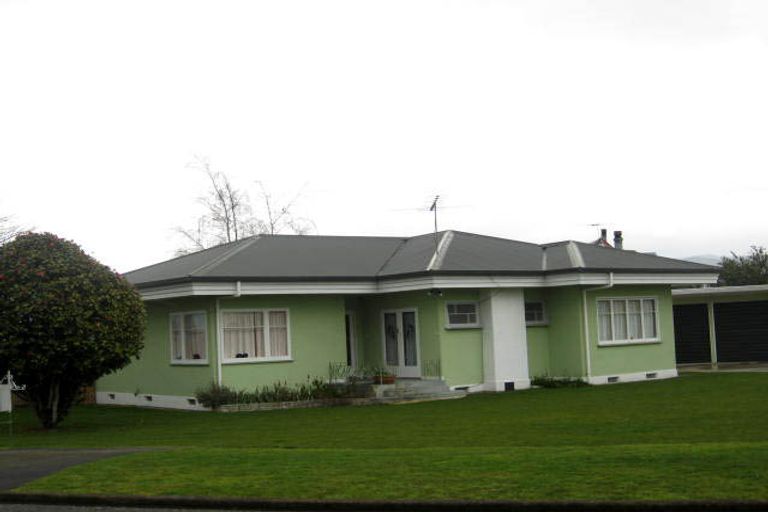 Photo of property in 42 Taverner Street, Carterton, 5713