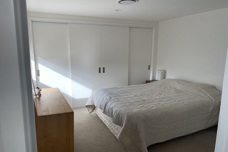 Photo of property in 15 Kotuitui Street, Manukau, Auckland, 2104
