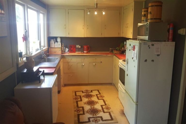 Photo of property in 429 Timaru Road, Waimate, 7978