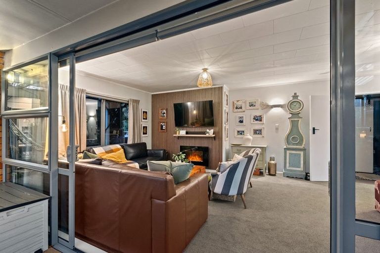 Photo of property in 210a Te Moana Road, Waikanae, 5036