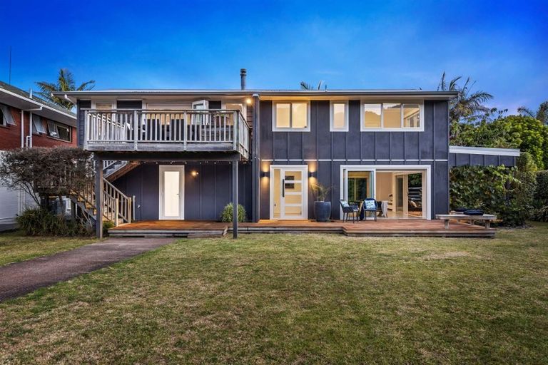 Photo of property in 6 Mckenzie Avenue, Arkles Bay, Whangaparaoa, 0932