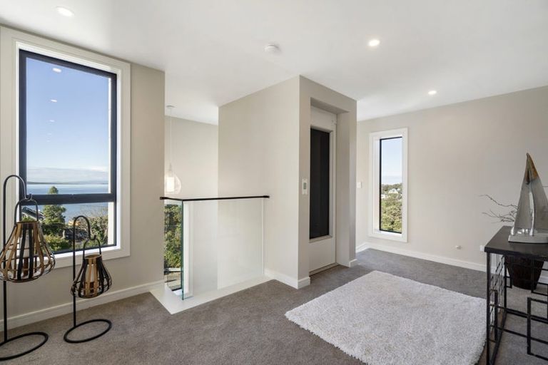 Photo of property in 20 Beach Road, Castor Bay, Auckland, 0620