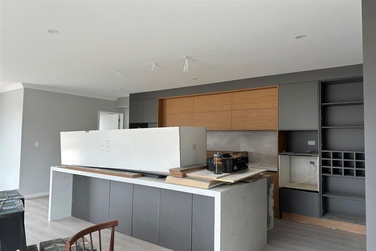 Photo of property in 16 Lumber Rise, Swanson, Auckland, 0614