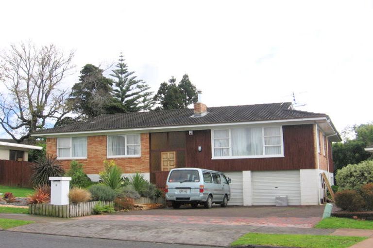 Photo of property in 8 Fratley Avenue, Farm Cove, Auckland, 2012
