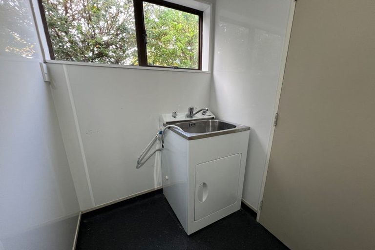 Photo of property in 30 Ada Street, Hokowhitu, Palmerston North, 4410