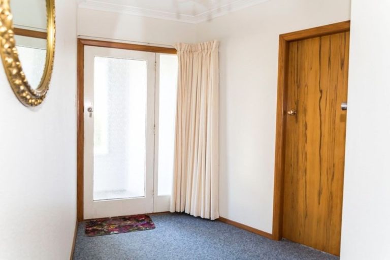 Photo of property in 55 Adelaide Road, Dannevirke, 4978