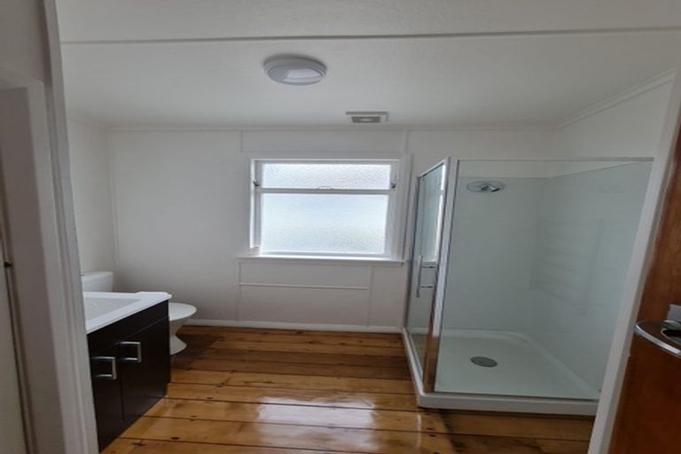 Photo of property in 34 Cornfoot Street, Castlecliff, Whanganui, 4501