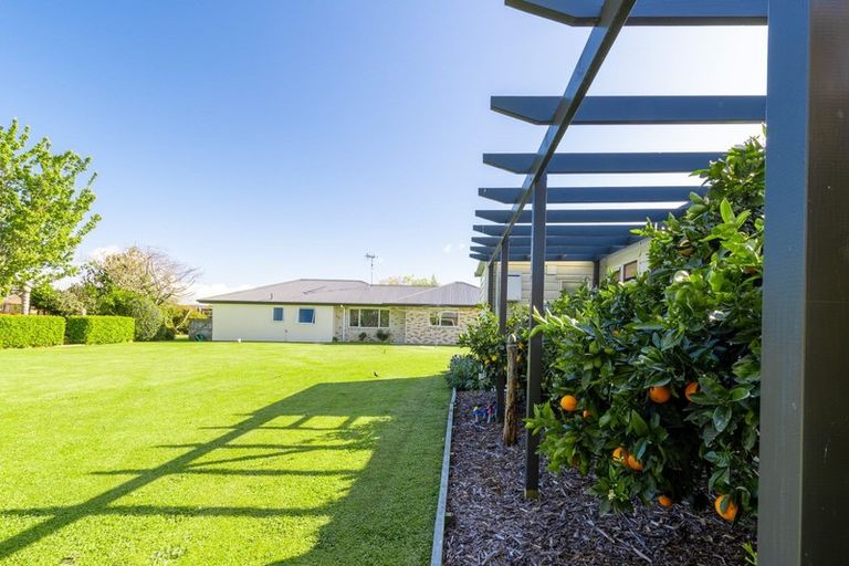 Photo of property in 18 De La Mare Drive, Leamington, Cambridge, 3432