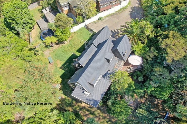 Photo of property in 28 Blundell Place, Chatswood, Auckland, 0626