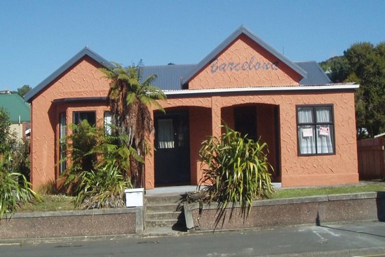 Photo of property in 857 Cumberland Street, North Dunedin, Dunedin, 9016