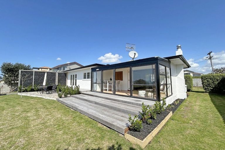 Photo of property in 153 Ngatai Road, Otumoetai, Tauranga, 3110