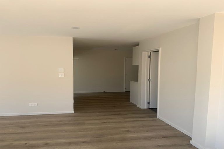 Photo of property in 10 Galaxy Drive, Mairangi Bay, Auckland, 0630