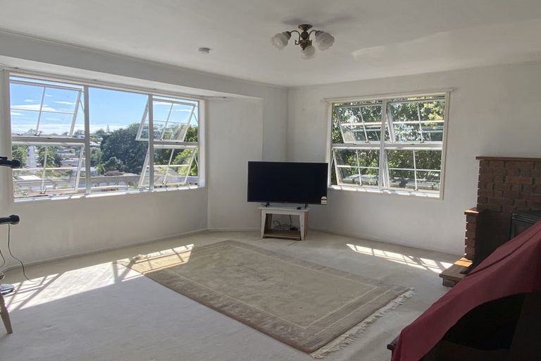 Photo of property in 59a Juniper Road, Sunnynook, Auckland, 0620