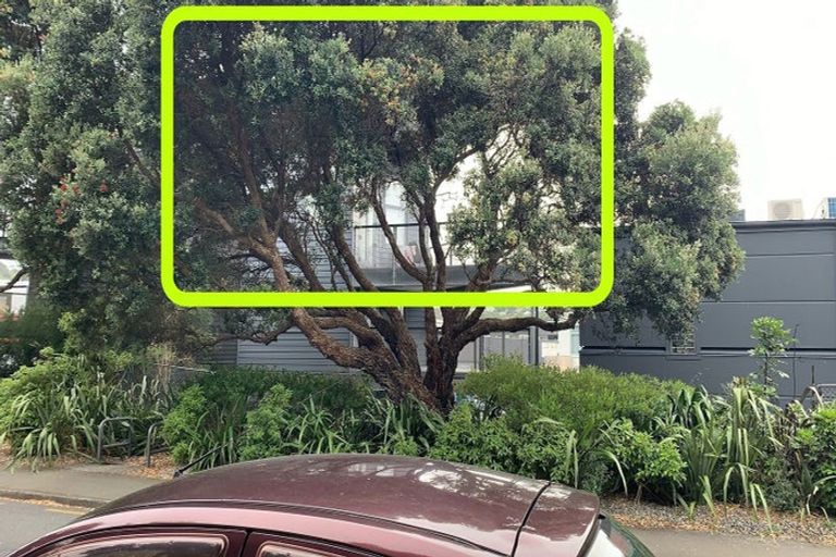 Photo of property in 2 Miramar Road North, Miramar, Wellington, 6022