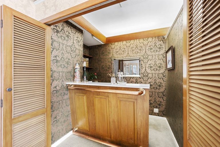 Photo of property in 338 Oriental Parade, Oriental Bay, Wellington, 6011