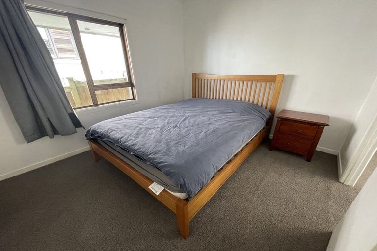 Photo of property in 39 Churchill Road, Murrays Bay, Auckland, 0630