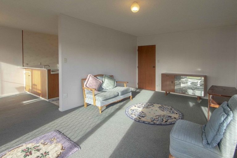 Photo of property in 7/90 Gloucester Street, Greenmeadows, Napier, 4112