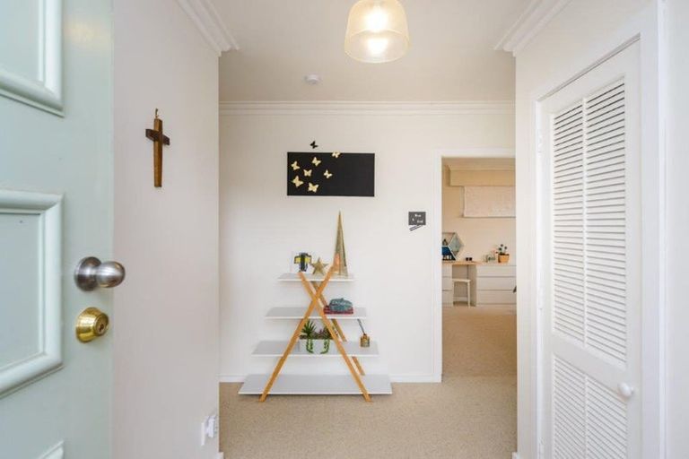 Photo of property in 62 Newcastle Street, Hokowhitu, Palmerston North, 4410