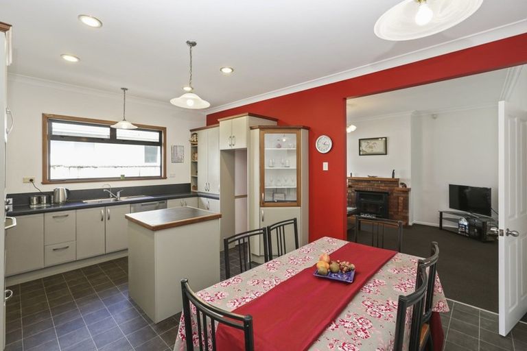 Photo of property in 283 Carrington Street, Vogeltown, New Plymouth, 4310
