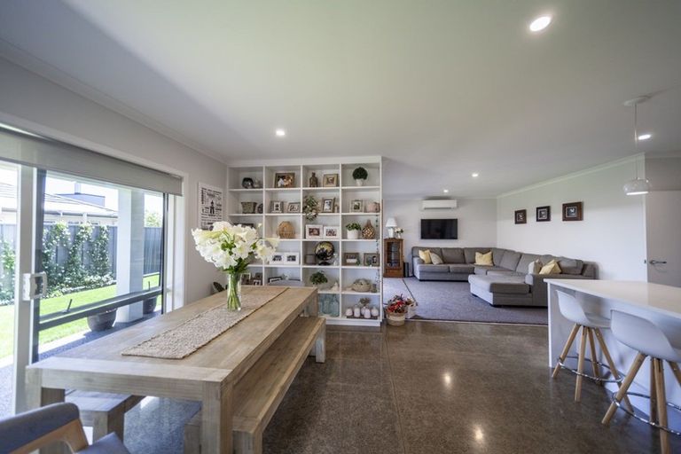 Photo of property in 34 Pelorus Avenue, Poraiti, Napier, 4112