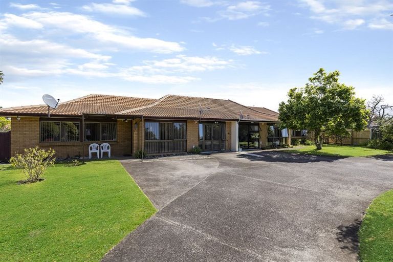 Photo of property in 1/5 Colleen Norma Place, Half Moon Bay, Auckland, 2012