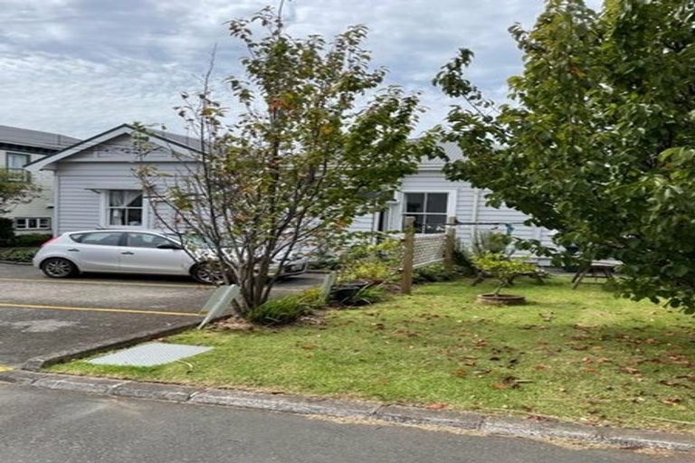 Photo of property in 2/8 Beatrice Road, Remuera, Auckland, 1050