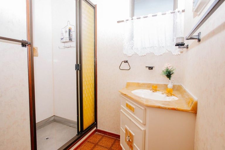 Photo of property in 35 West Crescent, Te Puru, Thames, 3575