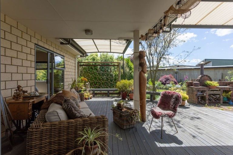 Photo of property in 52a Ruahine Street, Dannevirke, 4930