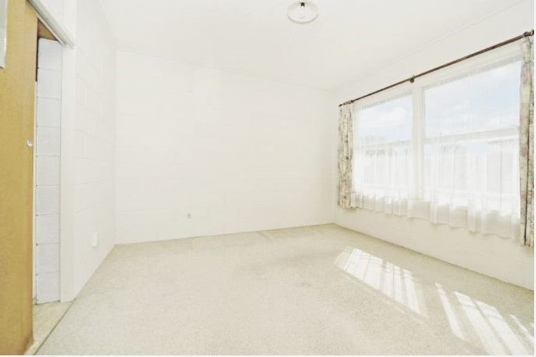 Photo of property in 1/29 Edmund Hillary Avenue, Papakura, 2110