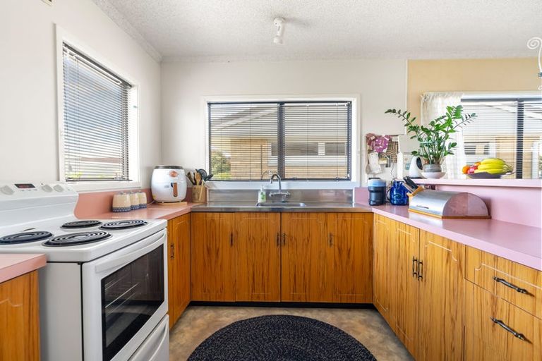 Photo of property in 59 Hinau Street, Tikipunga, Whangarei, 0112