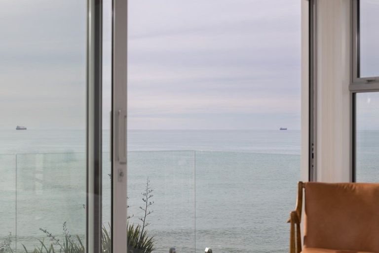 Photo of property in 16b Hine Street, New Plymouth, 4310