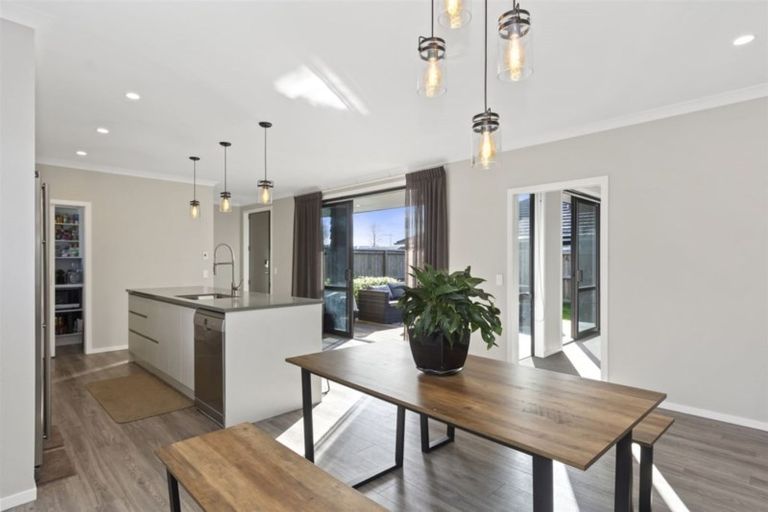 Photo of property in 12 Kuru Place, Papamoa, 3118