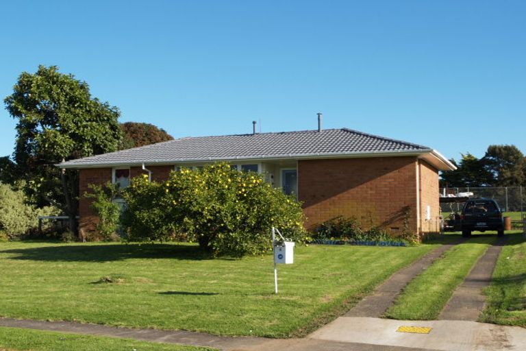 Photo of property in 6 Bedlow Place, Mangere East, Auckland, 2024